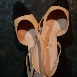 Like new Chanel Slingback Goatskin and Grosgrain beige and black